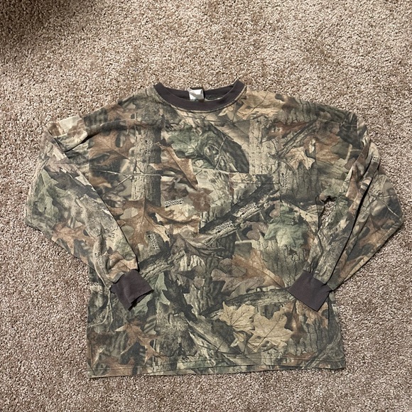 Y2K Realtree Camo Longsleeve t-shirt size XL - Picture 1 of 2
